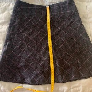 Checkered skirt, Fully lined , side zipper.